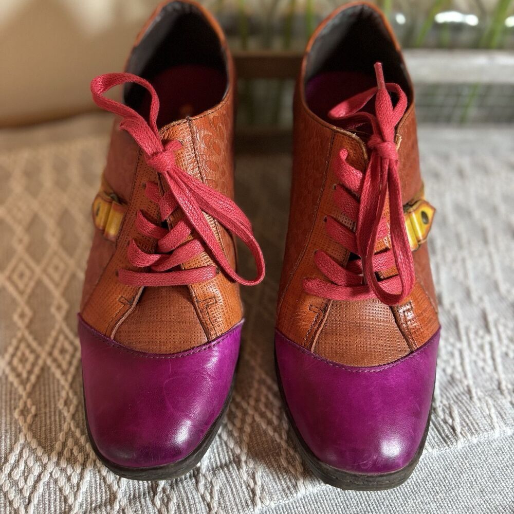 SOCOFY Multi-color  Embossed  Lace Up Ankle Retro/Vintage  Pumps ‎ sz39 (8-8.5). - Picture 3 of 10